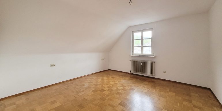 Dachgeschoss Wohnung in Schiltach zu vermieten Majk Bitzer Immobilienmakler