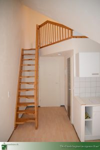 Buchenweg Maisonette Wohnung, Treppenaufgang