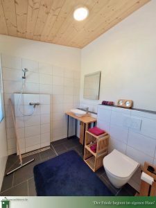 Praxis Gewerbefläche Meßstetten Heinstetten zu vermieten, Tageslichbad