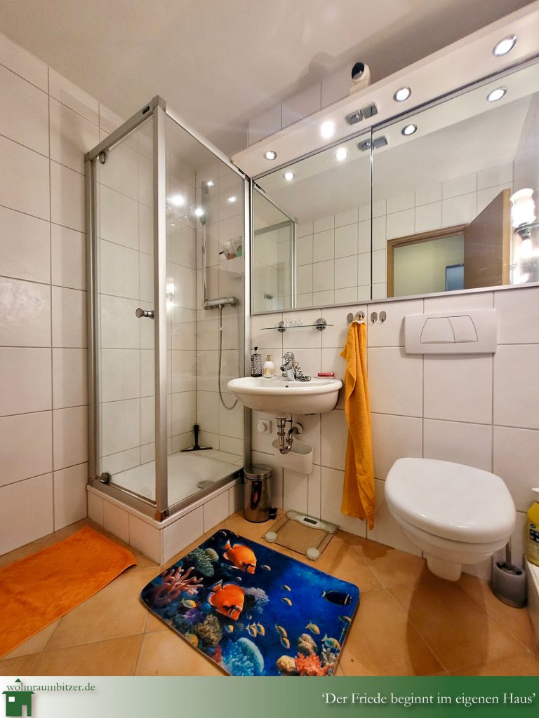 3 Zimmer Wohnung Waldkirch zu verkaufen, Badezimmer, Bitzer Immobilien Albstadt Ebingen, Bisingen, Bonn