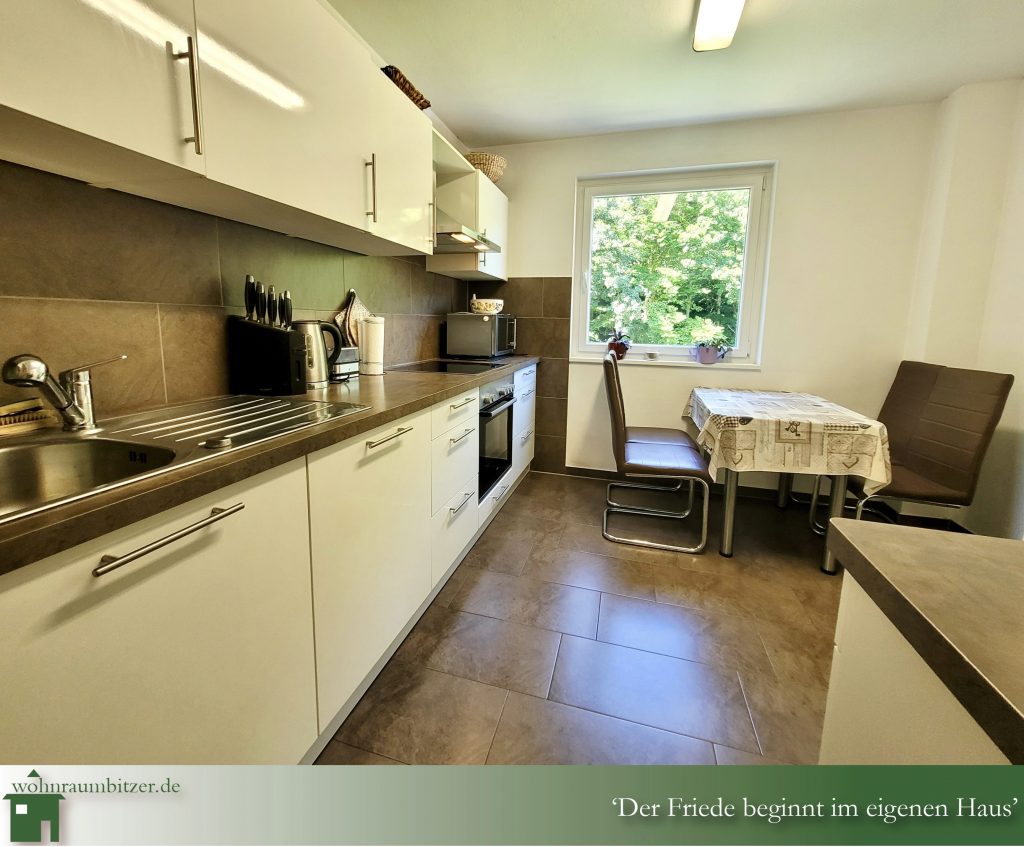 3 Zimmer Wohnung Waldkirch zu verkaufen, Küche, Bitzer Immobilien Albstadt Ebingen, Bisingen, Bonn