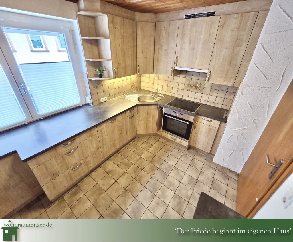 Einfamilienhaus mit Terrasse und Doppelgarage zu verkaufen 5