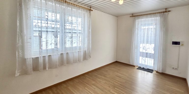 Einfamilienhaus mit Terrasse und Doppelgarage 6