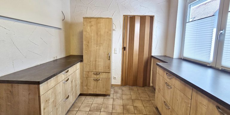 Einfamilienhaus mit Terrasse und Doppelgarage 9