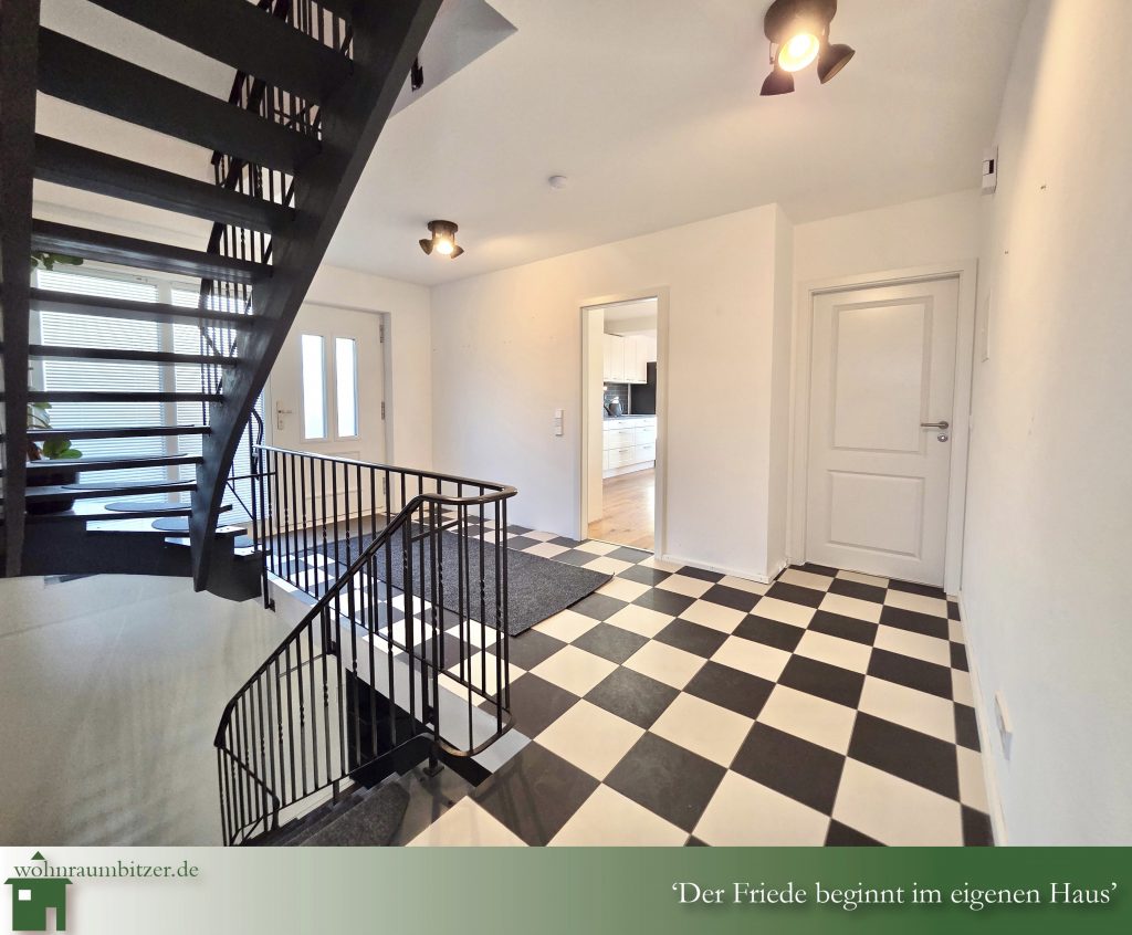 Kann wohnen träumen sein? Einfamilienhaus Eisental Lautlingen Eingangsbereich