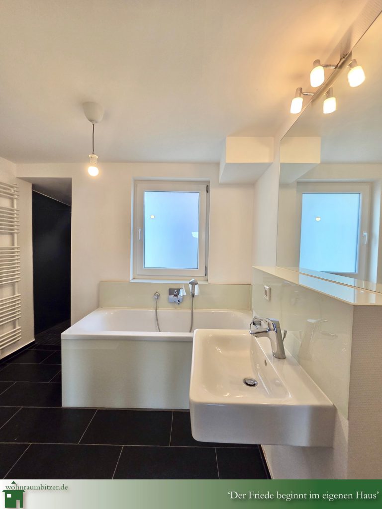 Fantastische Wohnung Reutlingen Stadtmitte, Blick ins Badezimmer