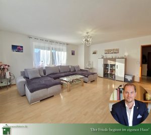 Wohnen und Arbeiten unter einem Dach Wehingen Kapitalanlage Blick ins Wohnzimmer Wohnung 1