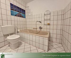 Reihenhaus mit Garage und Garten Reutlingen zu verkaufen, Badezimmer 2