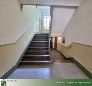 3 Zimmer Kapitalanlage Chemnitz zu verkaufen, Denkmalgeschützt, Eingangsbereich Haus