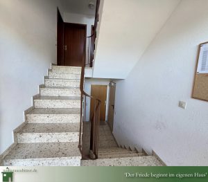 1 Zimmer Wohnung Reutlingen Oferdingen Treppenabgang