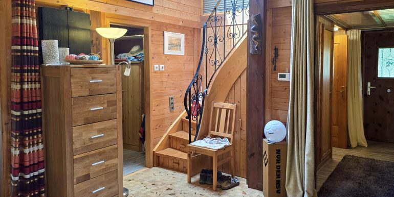 DAS FERIENHAUS in Marschalkenzimmern, Ideale Stauräume hier in diesem Bild versteckt