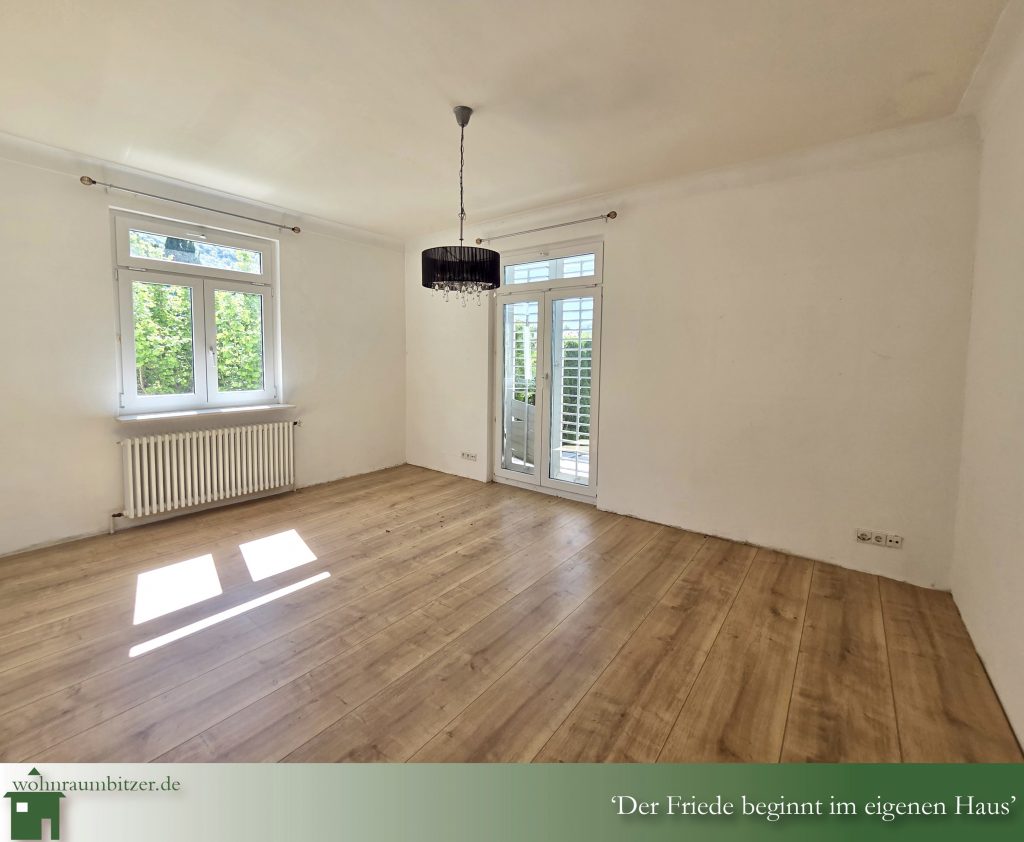 Einfamilienhaus mit Traumlage Pflullingen zu verkaufen, Helle große Räume