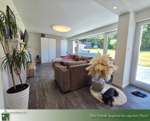 Großes Einfamilienhaus mit Garten und Terrasse Albstadt Tailfingen Großes Einfamilienhaus mit Garten und Terrasse Albstadt Tailfingen zu verkaufen