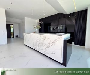 Luxus Wohnung Bodensee Penthouse Markdorf, Blick auf die Küche