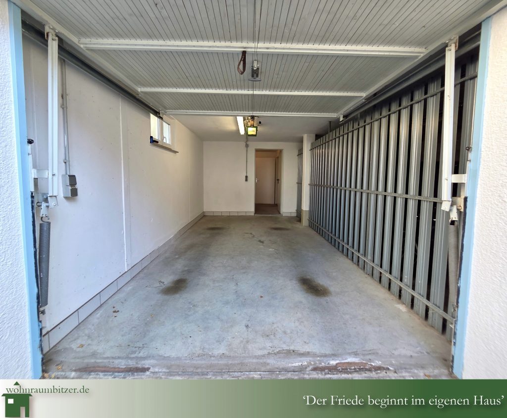Neuwertige 4 Zimmer Erdgeschosswohnung Tübinger Stadtteil zu verkaufen, Garage
