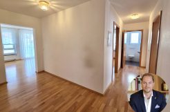 Neuwertige 4 Zimmer Erdgeschosswohnung Tübinger Stadtteil zu verkaufen