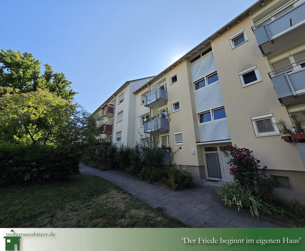 Tolle Lage, 3 Zimmer Wohnung Ludwigsburg zu verkaufen,Blick aufs Haus