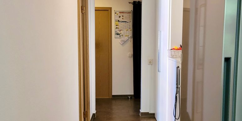 3 Zimmer Wohnung Waldkirch zu verkaufen, Flur 2, Bitzer Immobilien Albstadt Ebingen, Bisingen, Bonn
