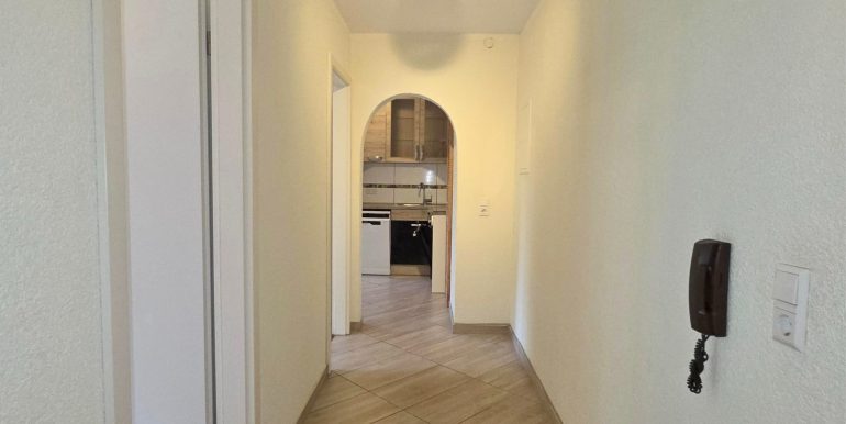 Flur 3 Zimmer Wohnung Reutlingen zu vermieten