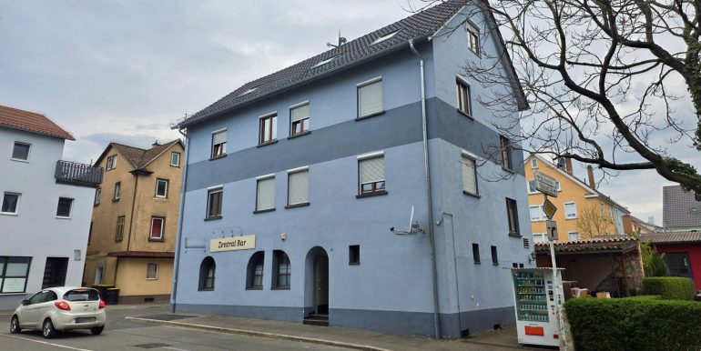 Aussenansicht Haus 3 Zimmer Wohnung Reutlingen zu vermieten