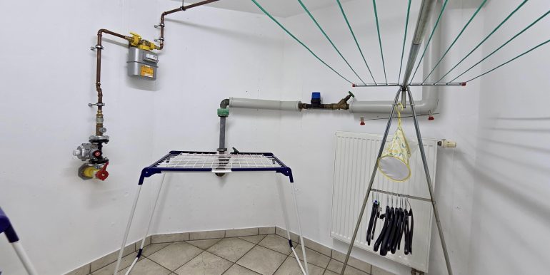 Neuwertige 4 Zimmer Erdgeschosswohnung Tübinger Stadtteil zu verkaufen, Trockenraum Allgemeinheit