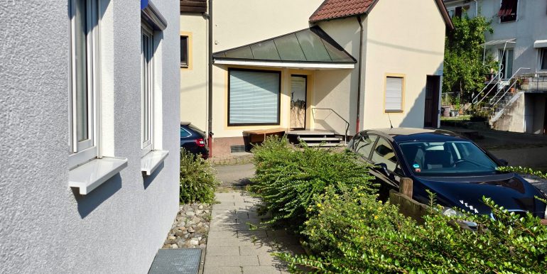 Neuwertige 4 Zimmer Erdgeschosswohnung Tübinger Stadtteil zu verkaufen 25