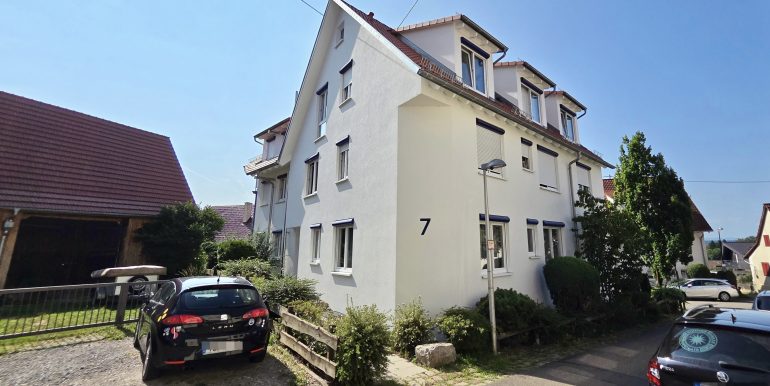Neuwertige 4 Zimmer Erdgeschosswohnung Tübinger Stadtteil zu verkaufen 26
