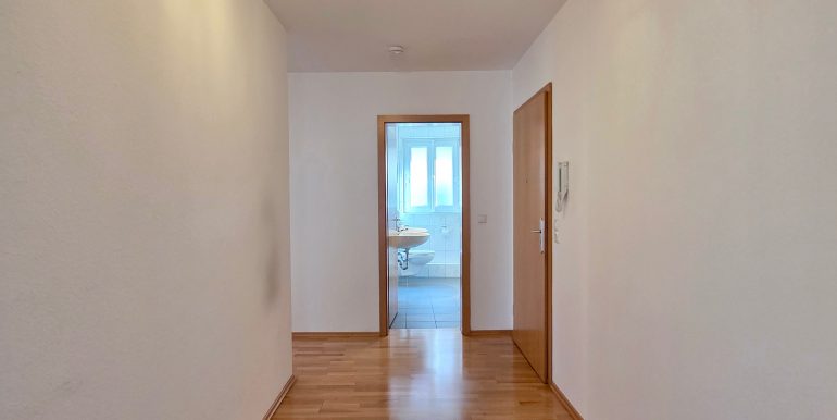 Neuwertige 4 Zimmer Erdgeschosswohnung Tübinger Stadtteil zu verkaufen 8