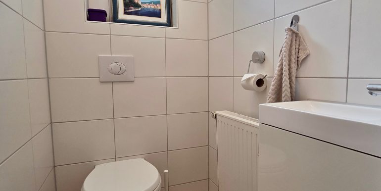 Fertiges Einfamilienhaus zentrumsnah zu verkaufen 10 (2)