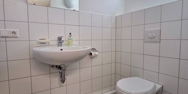 Fertiges Einfamilienhaus zentrumsnah zu verkaufen 24